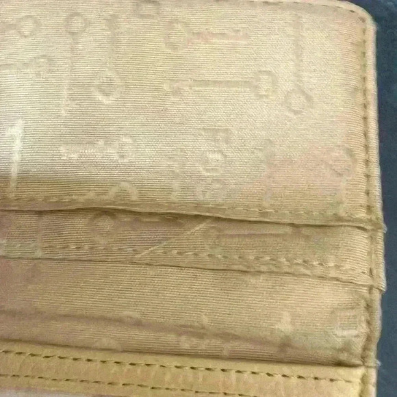 Fossil Fabric Wallet - Picture 3 of 4
